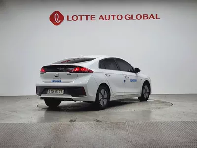 Hyundai Ioniq Hybrid 2020 - Korean Specs - Excellent Condition-3