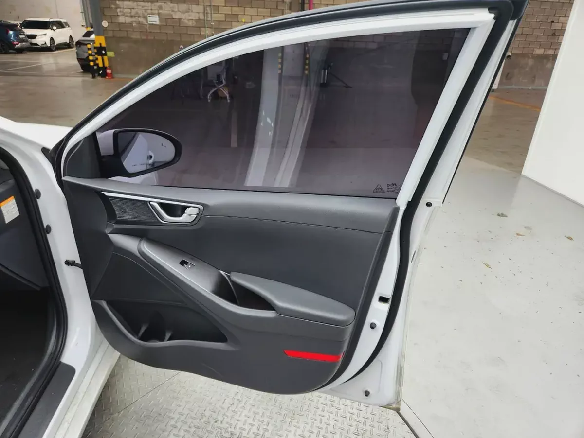 Hyundai Ioniq Hybrid 2020 - Korean Specs - Excellent Condition-17-17