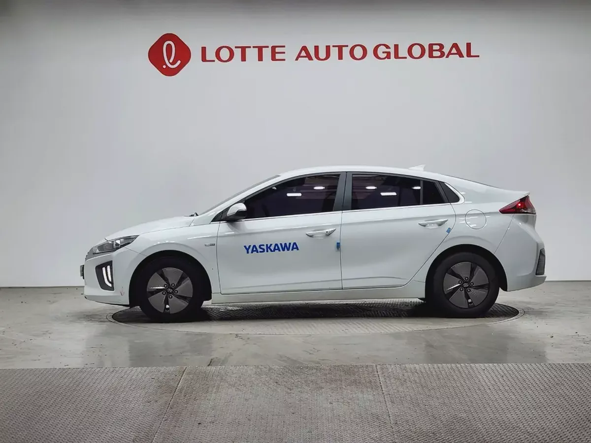 Hyundai Ioniq Hybrid 2020 - Korean Specs - Excellent Condition-5-5