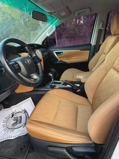 Toyota Fortuner GXR 2023 GCC Specs - Low Mileage-8