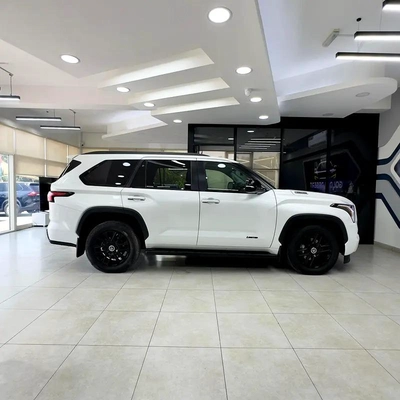 2025 Toyota Sequoia Limited hybrid-17