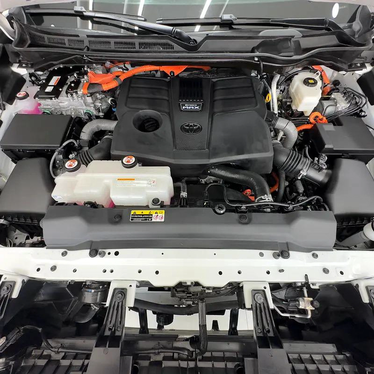 2025 Toyota Sequoia Limited hybrid-14-14
