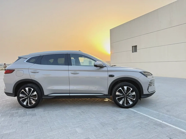 BYD song plus DM-i premium full option panorama 13 camera