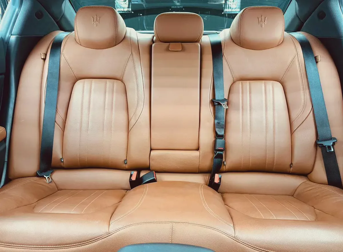 Maserati Ghibli GT Hybrid 2021 | GCC | Original paint | Well maintained-19-19