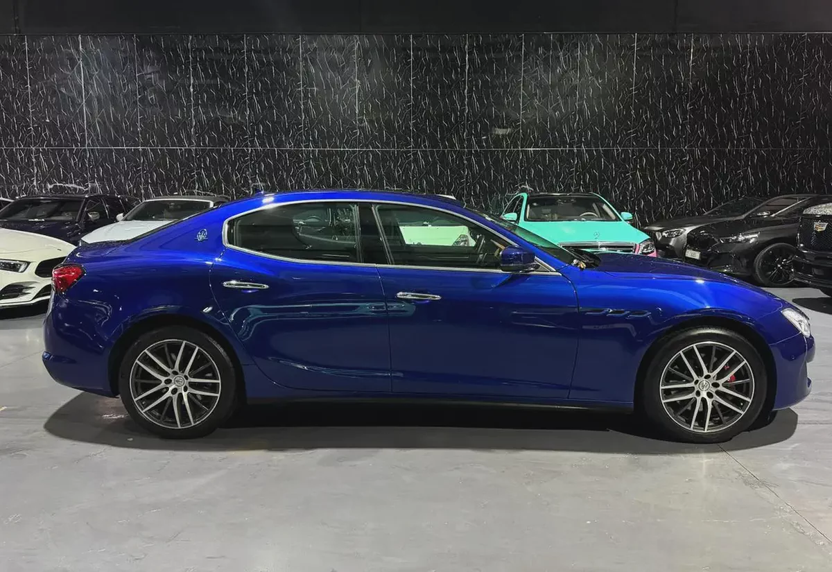 Maserati Ghibli GT Hybrid 2021 | GCC | Original paint | Well maintained-5-5