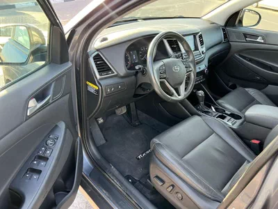 Hyundai Tucson GL 2018 Hyundai Tucson 2.0L V4 - AWD 4x4 - Rear Camera - Leather Seat-9