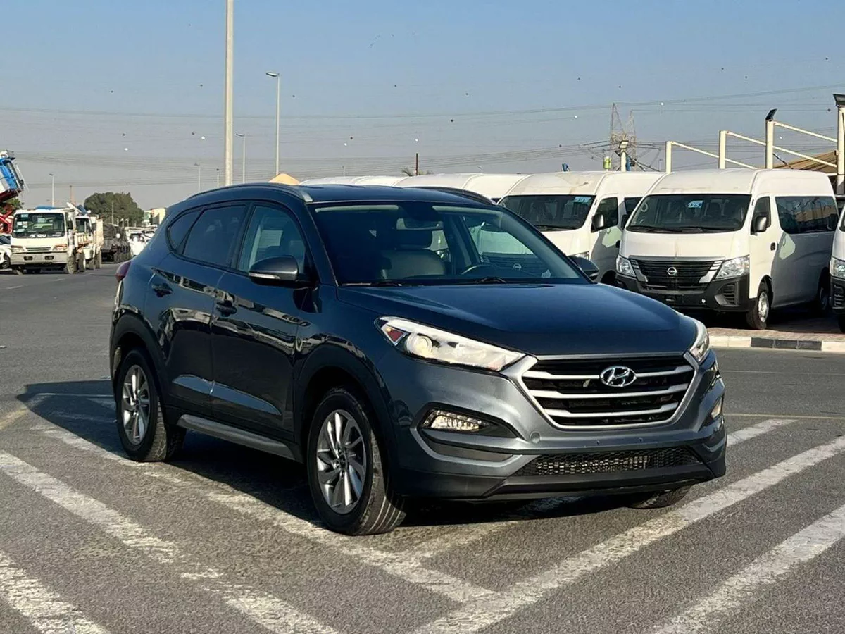 Hyundai Tucson GL 2018 Hyundai Tucson 2.0L V4 - AWD 4x4 - Rear Camera - Leather Seat