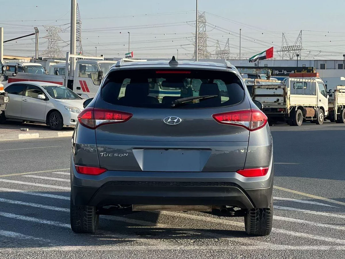 Hyundai Tucson GL 2018 Hyundai Tucson 2.0L V4 - AWD 4x4 - Rear Camera - Leather Seat-5-0