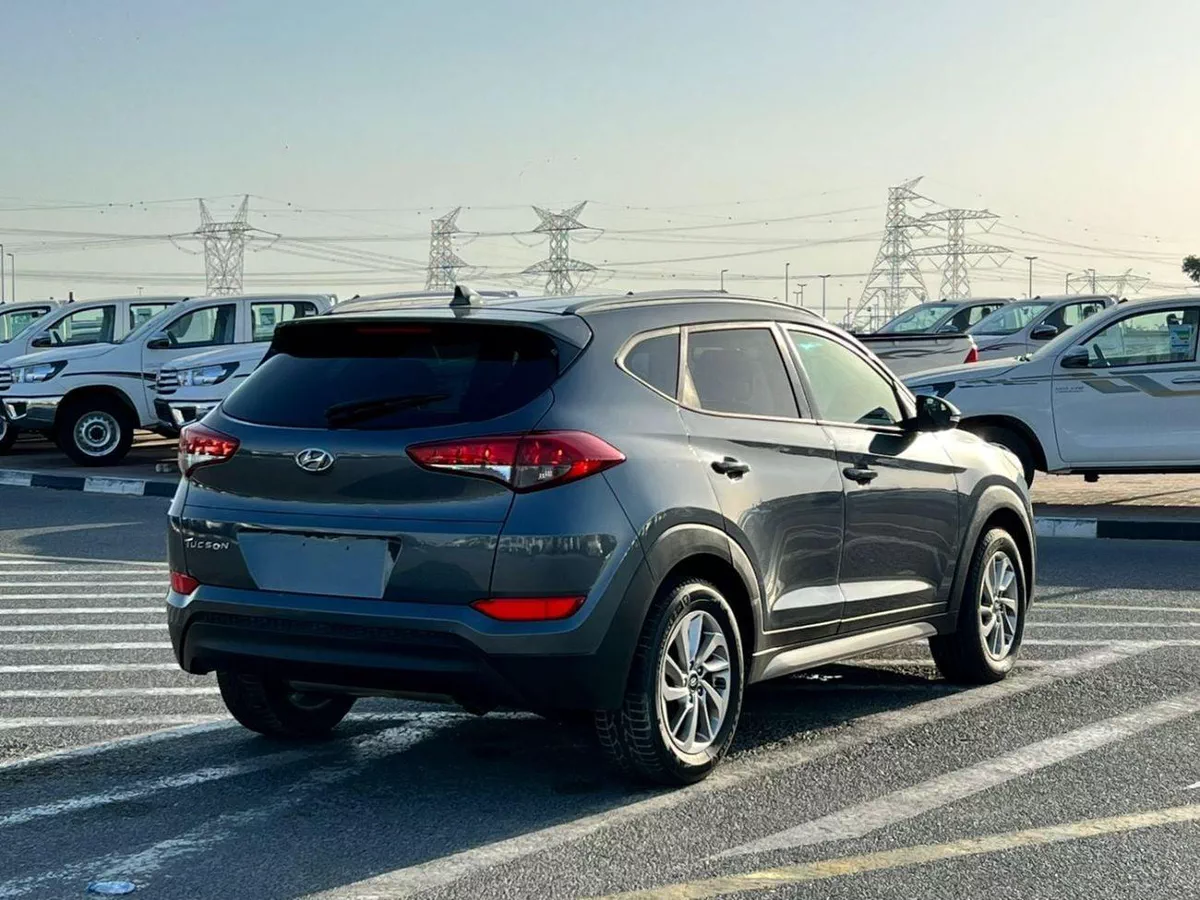 Hyundai Tucson GL 2018 Hyundai Tucson 2.0L V4 - AWD 4x4 - Rear Camera - Leather Seat-7-0