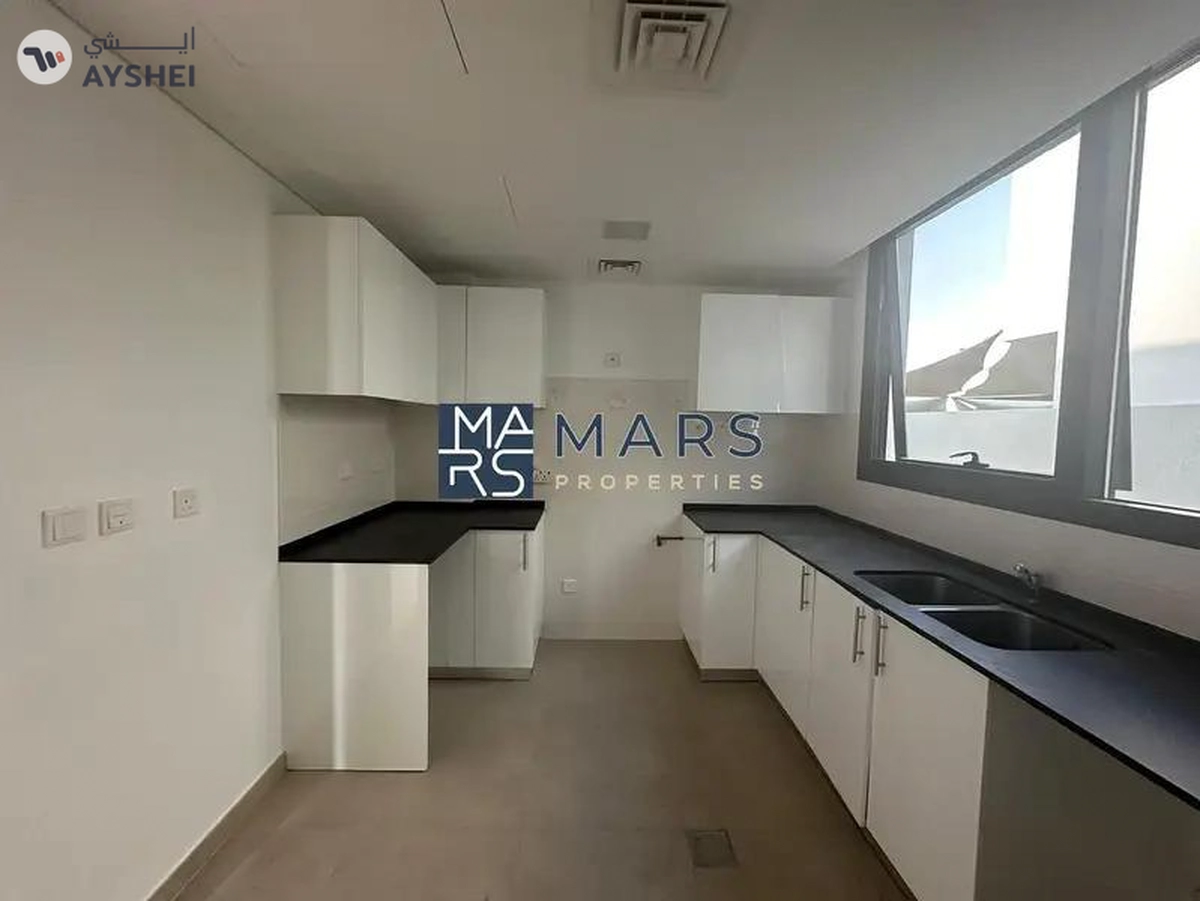 Spacious 4 Bedroom Sama Masjlis Villa with bigger plot is available for sales in Nasma Residences