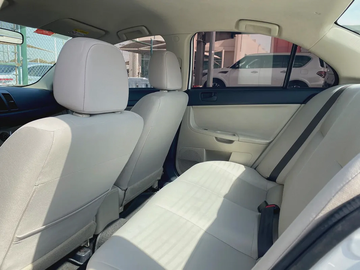 2016 Model | GCC specs | 2.0L engine | 2 Agency key | 4-Cyl 2.0L engine-12-12