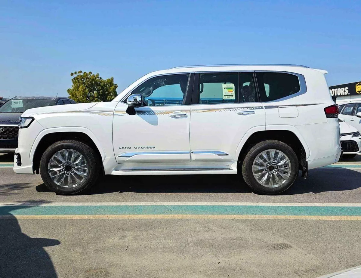 Toyota Land Cruiser VXR 3.3L DIESEL TWIN TURBO || PWR WITH MEMORY SEATS || HUD , RADAR | JBL SPEAKERS (CODE # LCDVXRHA)-2-0
