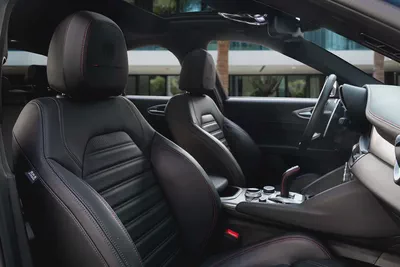 3,428 P.M |  Giulia Competizione | 0% Downpayment | Warranty!-10
