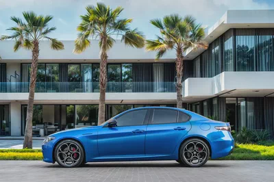 3,428 P.M |  Giulia Competizione | 0% Downpayment | Warranty!-1