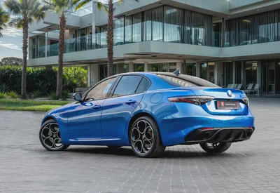 3,428 P.M |  Giulia Competizione | 0% Downpayment | Warranty!-2