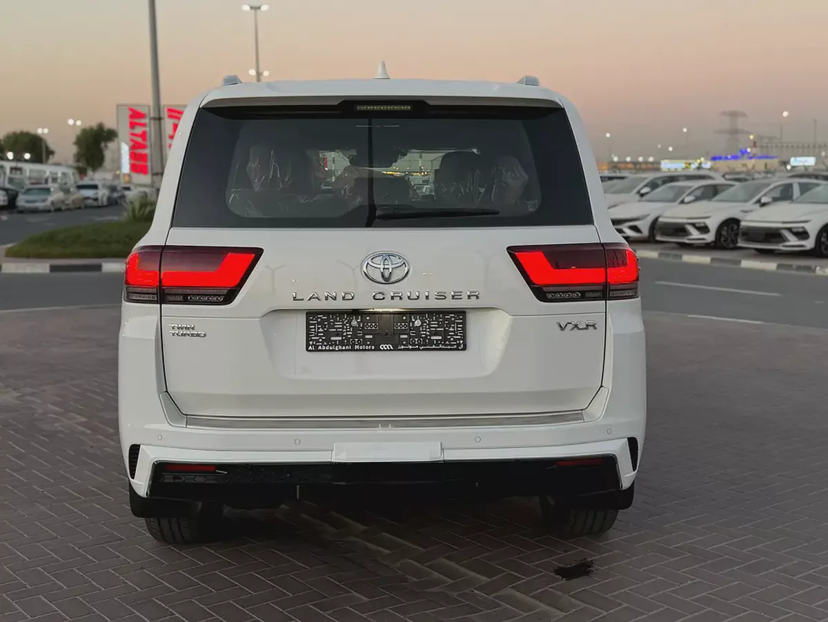 Toyota Land Cruiser VXR 2026 | QATAR Specs | Brand New-17-17