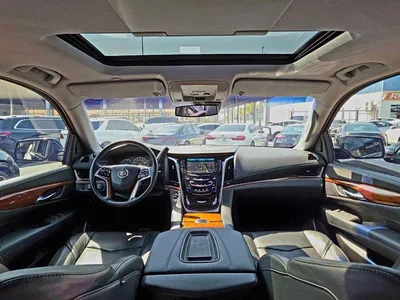 Cadillac Escalade PREMIUM Luxury 6.2L Premium Luxury 2015 GCC-14