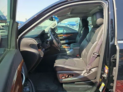 Cadillac Escalade PREMIUM Luxury 6.2L Premium Luxury 2015 GCC-11