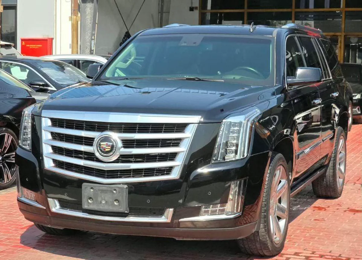 Cadillac Escalade PREMIUM Luxury 6.2L Premium Luxury 2015 GCC-7-7
