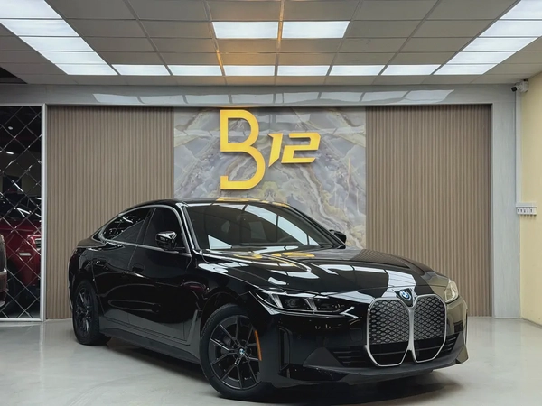 2025 BMW i4 xDrive40 M Sport - American Specs - Brand New!