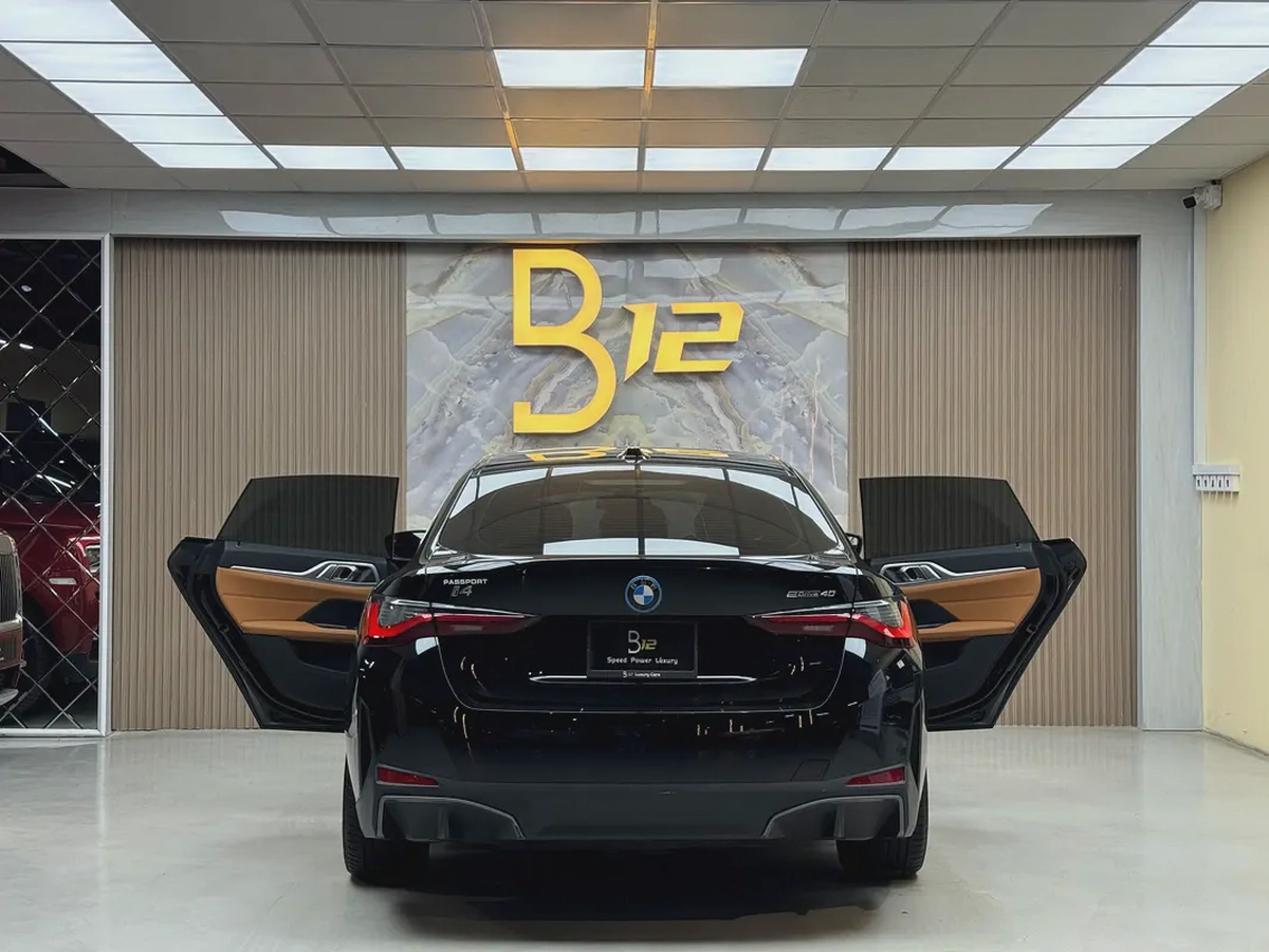 2025 BMW i4 xDrive40 M Sport - American Specs - Brand New!-3-3