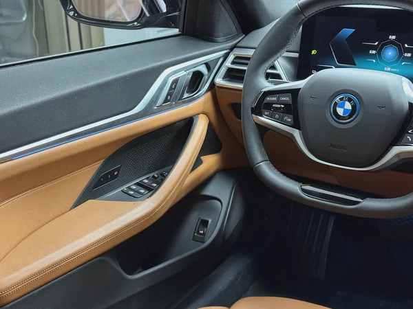 2025 BMW i4 xDrive40 M Sport - American Specs - Brand New!