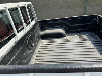 Toyota Hilux Toyota Hilux 2.7L Petrol AT Full Option With Bush Start MY2025-17