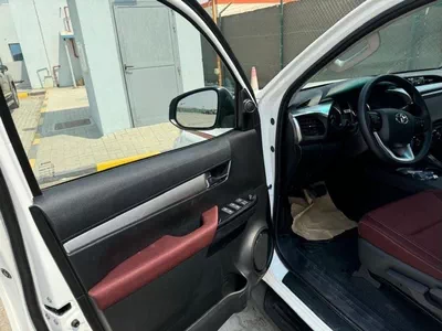 Toyota Hilux Toyota Hilux 2.7L Petrol AT Full Option With Bush Start MY2025-8