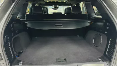 2020 Jeep Grand Cherokee SRT Canadian Specs Original Paint-16