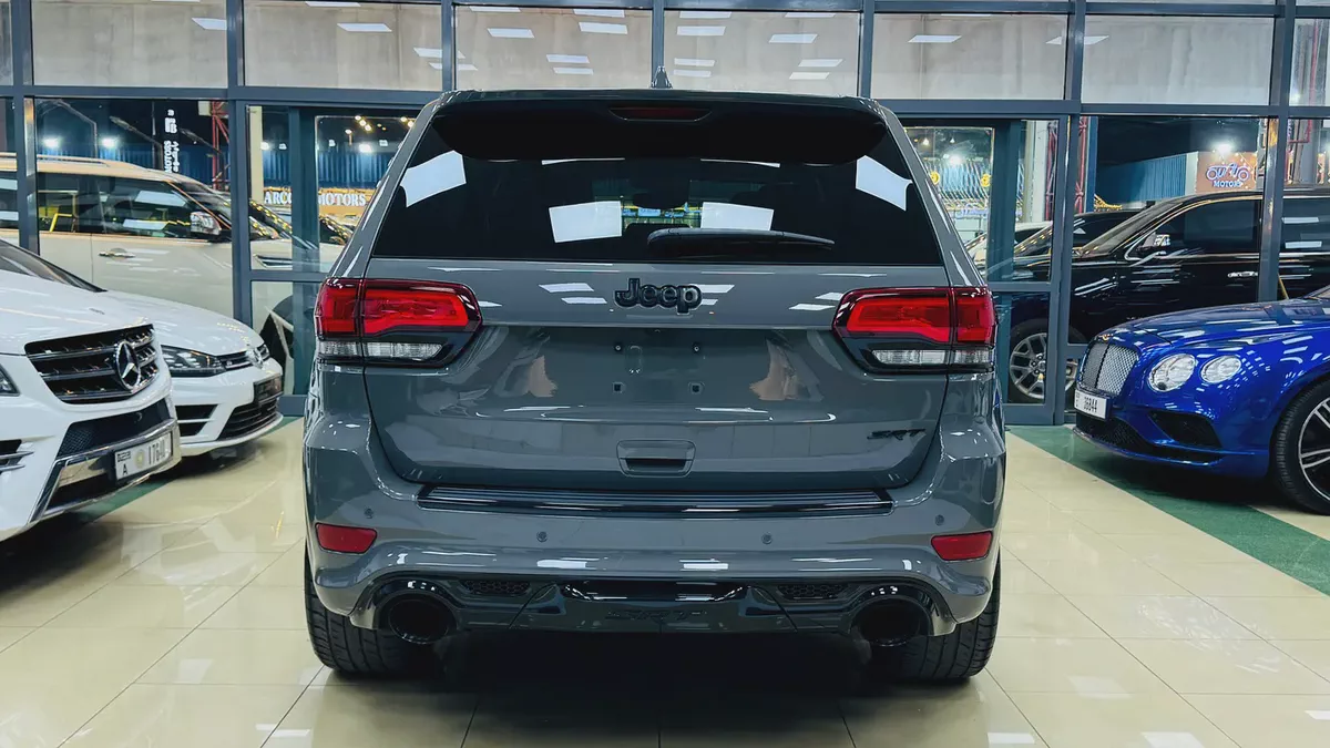 2020 Jeep Grand Cherokee SRT Canadian Specs Original Paint-4-4