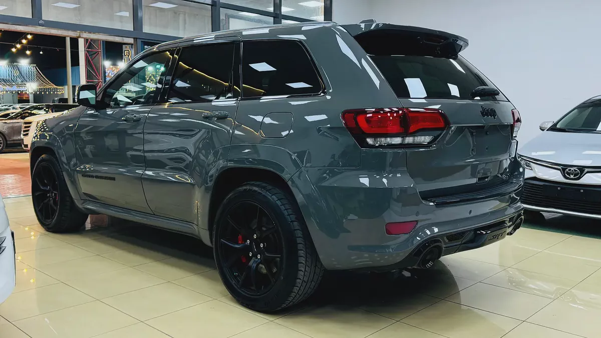 2020 Jeep Grand Cherokee SRT Canadian Specs Original Paint-5-5