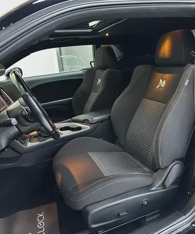 [DODGE CHALLENGER SCATPACK 6.4L V8] [SUNROOF]-10