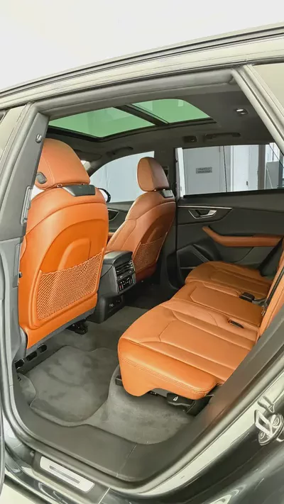 2023 Audi Q8 55 TFSI quattro S line - GCC Specs-8