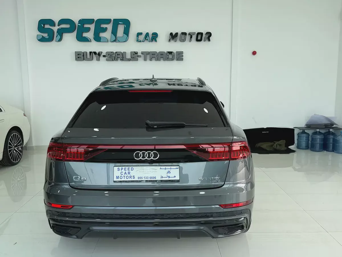 2023 Audi Q8 55 TFSI quattro S line - GCC Specs-4-4