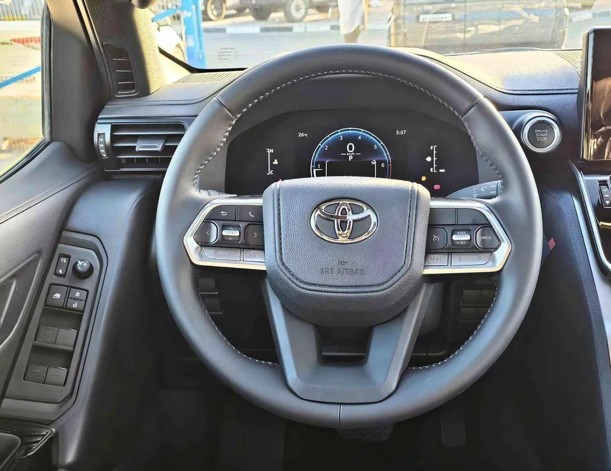 Toyota Land Cruiser GXR BASIC / 4.0L PETROL V6 / SUNROOF / LEATHER WITH DRIVER POWER SEAT (CODE # GXR4B)-13-0