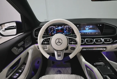 Mercedes-Benz GLS-Class GLS 450-17