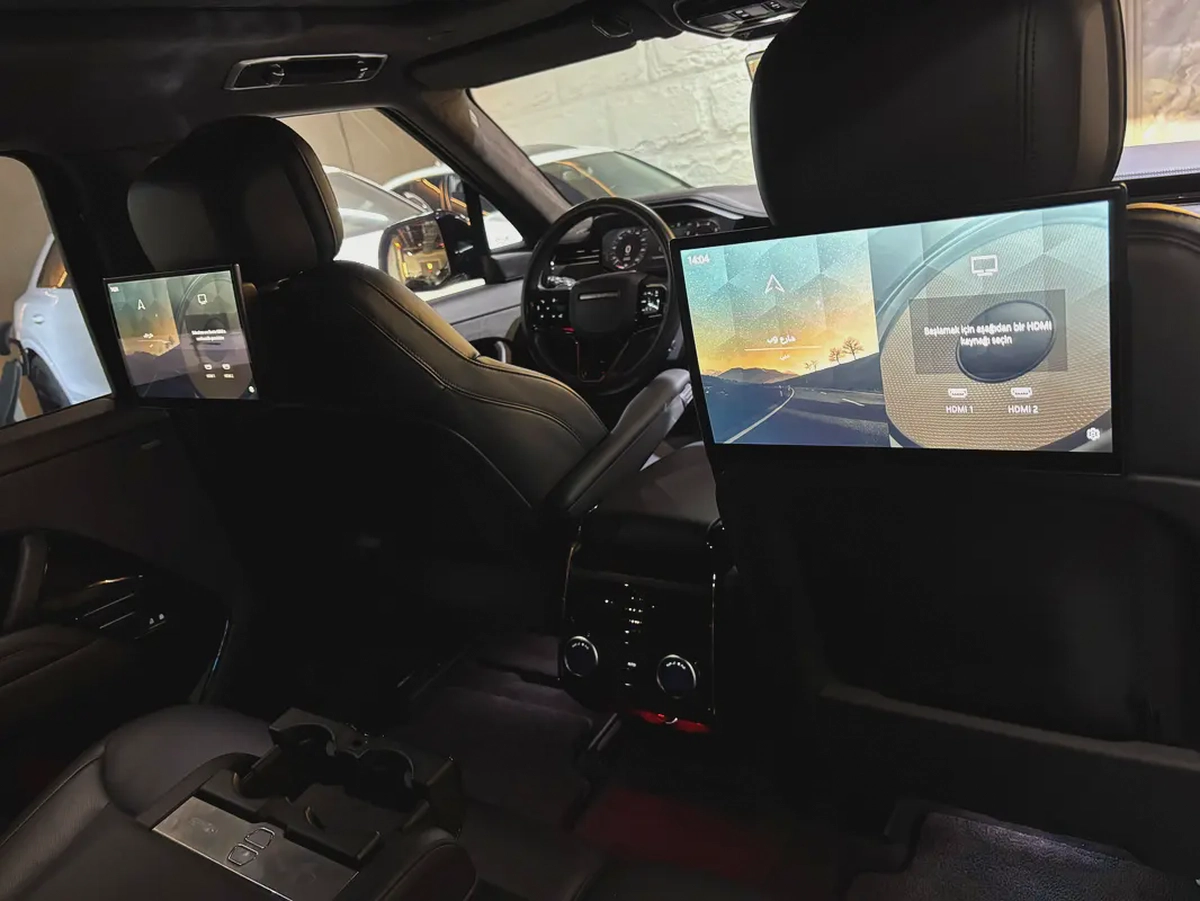 2023 Land Rover Range Rover Sport First Edition | GCC Specs | Pristine Condition-9-9