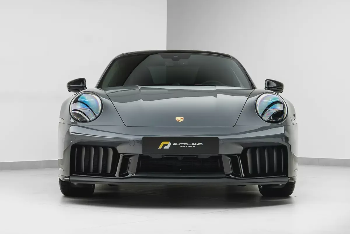 2025 PORSCHE 911 CARRERA GTS WITH WARRANTY.-3-3