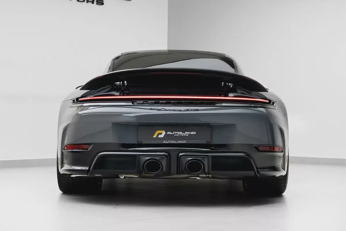 2025 PORSCHE 911 CARRERA GTS WITH WARRANTY.-4-4