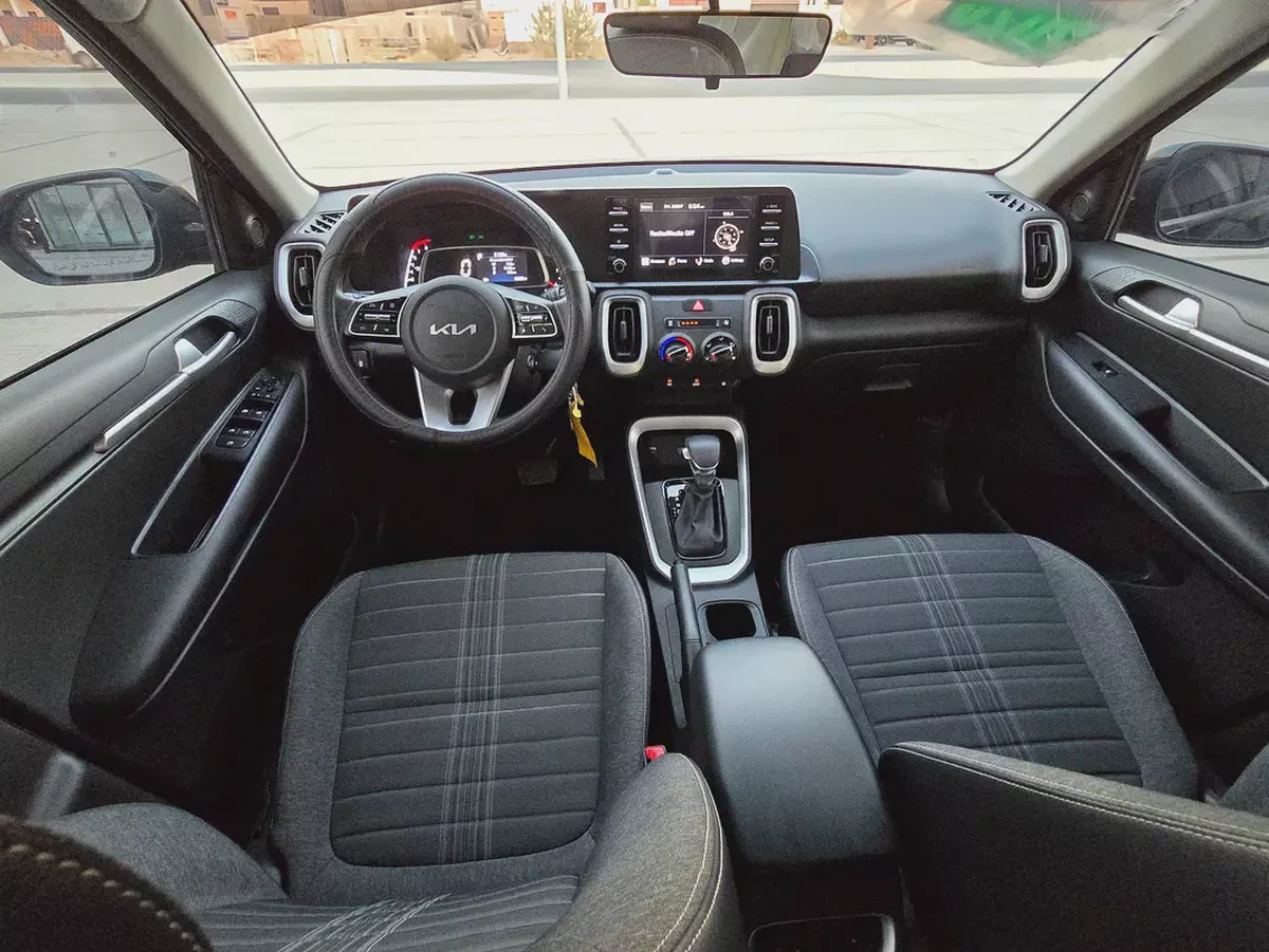 2024 Kia Sonet GT-Line | GCC Specs | Warranty | Top Option-6-6