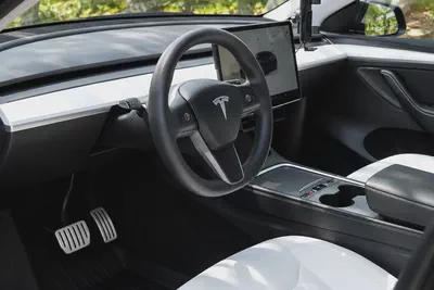 Tesla Model Y Performance 2023 GCC Specs-7