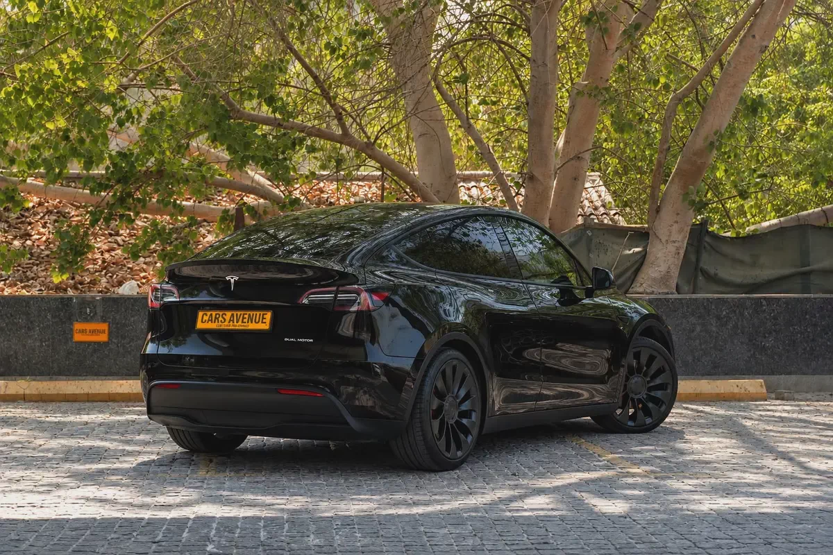 Tesla Model Y Performance 2023 GCC Specs-2-2