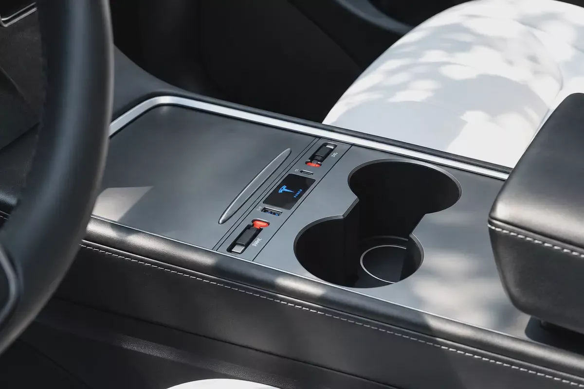 Tesla Model Y Performance 2023 GCC Specs-6-6