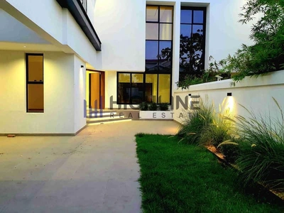 Unmatched Luxury 4-Bedroom Villa Near Kite Beach-22