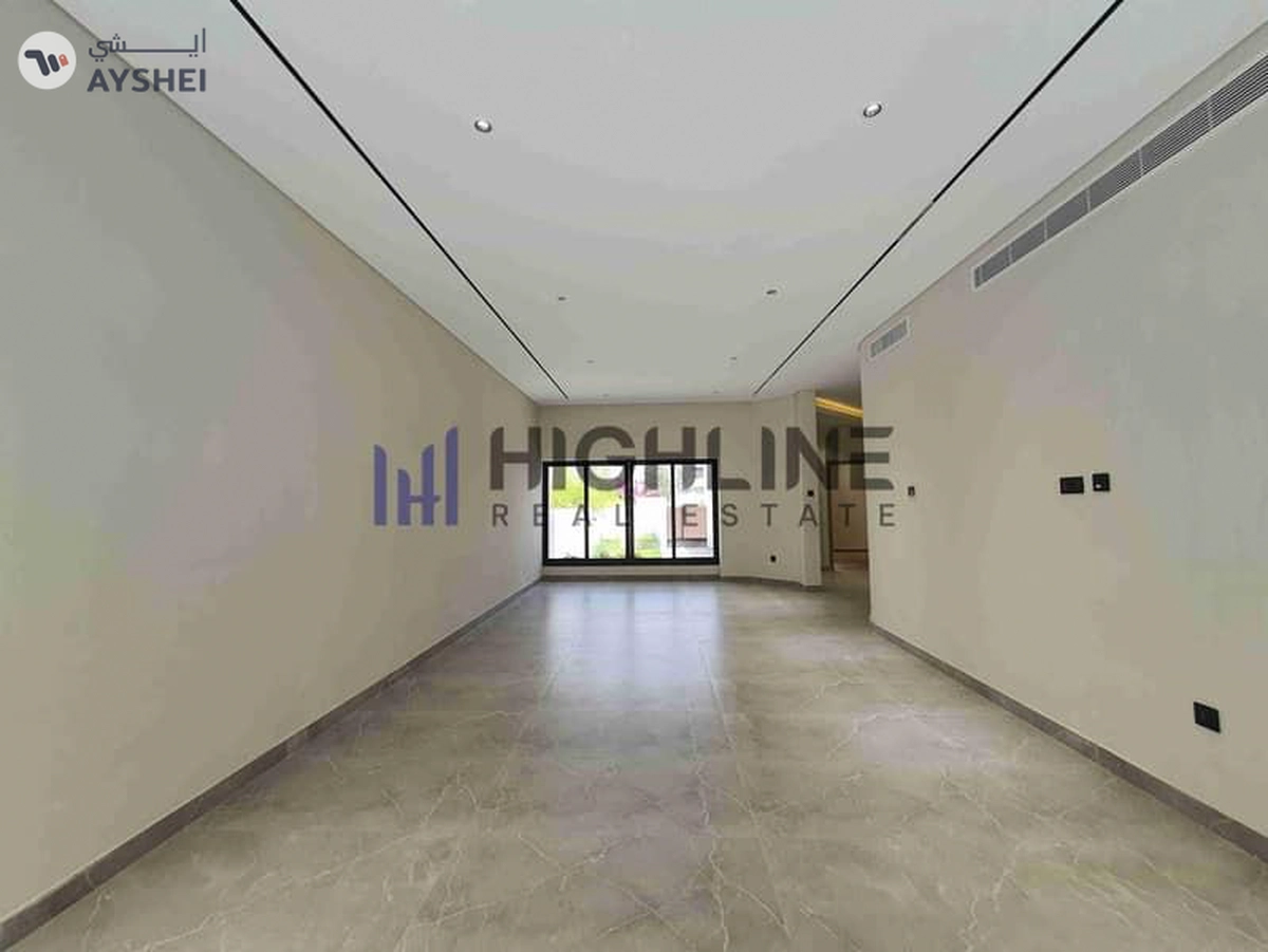 Unmatched Luxury 4-Bedroom Villa Near Kite Beach-4-4
