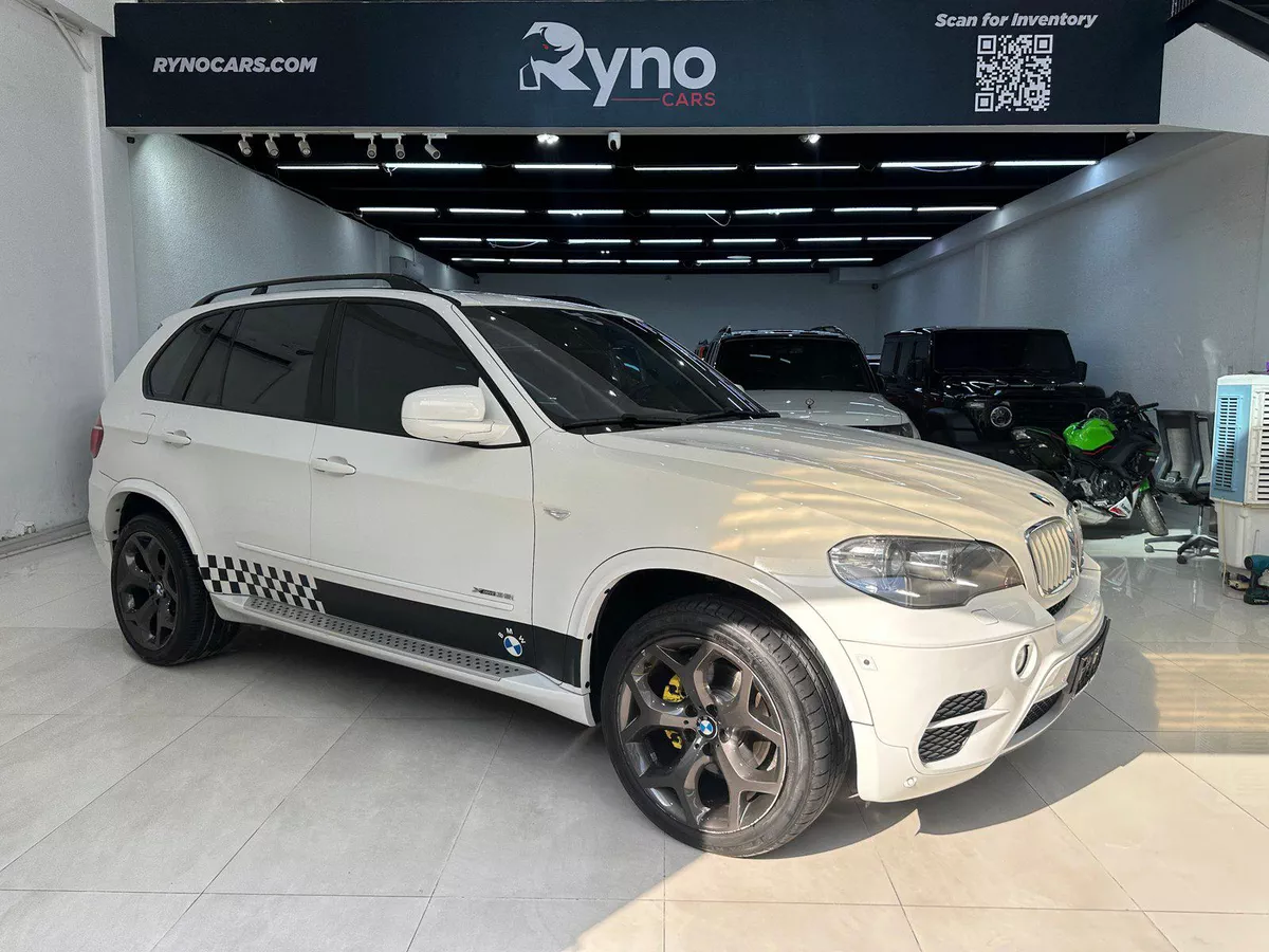 2012 BMW X5 xDrive35i 3.0L V6 // Very well maintained // Cash/ Credit Card Accepted
