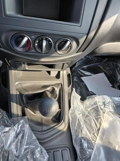 Nissan Navara-1