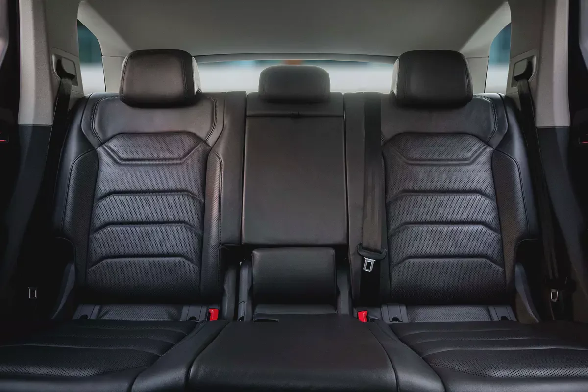 2,076 P.M | Touareg Highline | 0% Downpayment | Under Warranty!-11-11