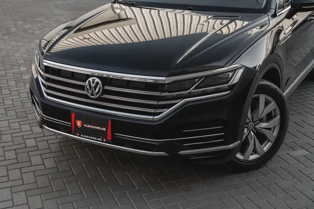 2,076 P.M | Touareg Highline | 0% Downpayment | Under Warranty!-6-6