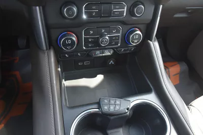 TAHOE LT 4WD 2023 | GREY-11